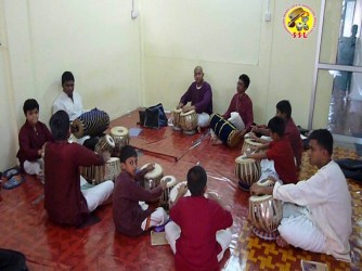 Kunnakol + Tabla class by Sangeetha Swara Laya